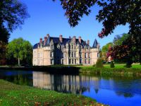 Esclimont 11 Outside